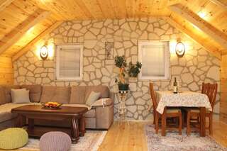 Дома для отпуска House Sandra Жабляк Дом с 2 спальнями, вид на горы-1
